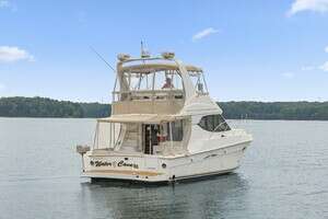 2005 Silverton 34 Convertible thumbnail 1