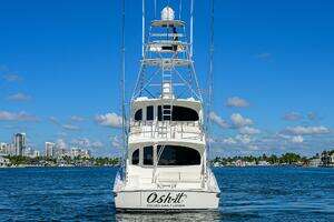 2014 Viking 76 Enclosed Bridge thumbnail 5