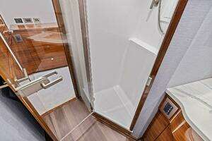 2026 Viking 82 Convertible thumbnail 72