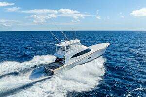 2026 Viking 82 Convertible thumbnail 150