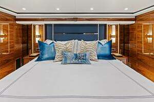 2026 Viking 82 Convertible thumbnail 44