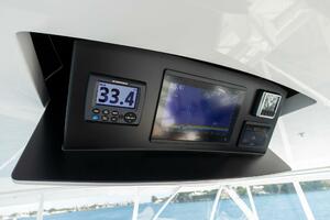 2026 Viking 82 Convertible- TEAM HARVEY I- Helm