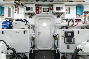 2026 Viking 82 Convertible- TEAM HARVEY I- Engine Room