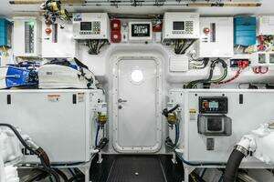 2026 Viking 82 Convertible thumbnail 149