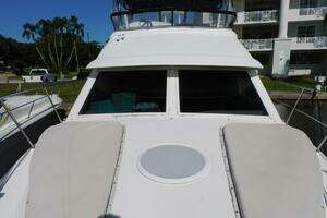 2003 Cruisers Yachts 3750 Motoryacht thumbnail 23