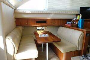 2003 Cruisers Yachts 3750 Motoryacht thumbnail 7