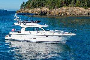2023 Nimbus 405 Flybridge thumbnail 1