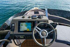 2023 Nimbus 405 Flybridge thumbnail 14