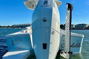 Amy s Cupholder  26ft Regulator Yacht For Sale Amy s Cupholder  26ft Regulator Yacht For Sale