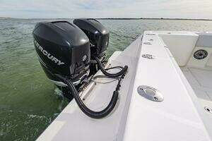 2020 SeaVee 322z thumbnail 45