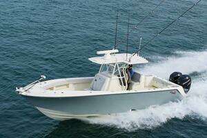 2020 SeaVee 322z thumbnail 3