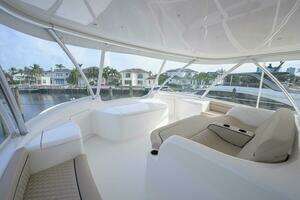 2024 Viking 80 Convertible thumbnail 31