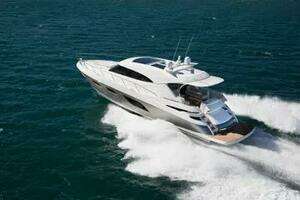 2015 Riviera 6000 Sport Yacht thumbnail 4