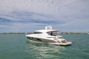 Photo 6108427 for 2015 Riviera 6000 Sport Yacht Six Pack  