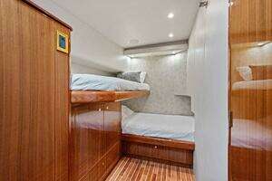 2006 Viking 56 Convertible thumbnail 29