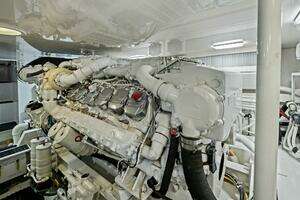 2006 Viking 56 Convertible thumbnail 60