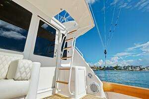 2006 Viking 56 Convertible thumbnail 41