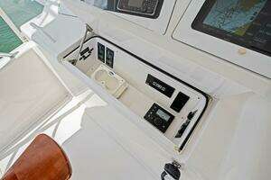 2006 Viking 56 Convertible thumbnail 47