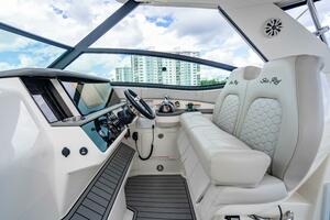 Sound Decision 32ft Sea Ray Yacht For Sale Sound Decision 32ft Sea Ray Yacht For Sale