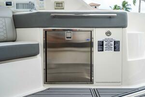 Sound Decision 32ft Sea Ray Yacht For Sale Sound Decision 32ft Sea Ray Yacht For Sale