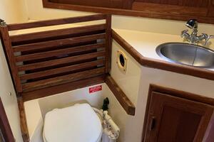 Light Reach 37ft Pacific Seacraft Yacht For Sale