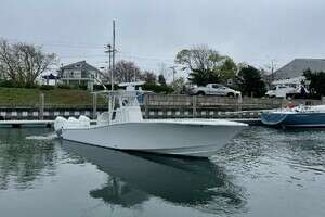  2022 Conch 33 Yacht For Sale in North Kingston RI