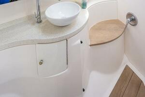 KENDALMAC 46ft Regal Yacht For Sale KENDALMAC 46ft Regal Yacht For Sale