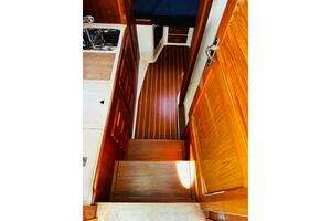 2012 Hinckley Picnic Boat MKIII thumbnail 17