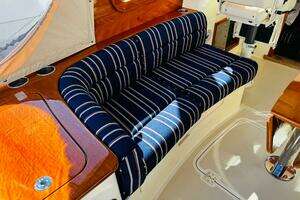 2012 Hinckley Picnic Boat MKIII thumbnail 36