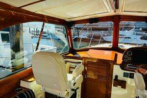 2012 Hinckley Picnic Boat MKIII thumbnail 31