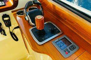 2012 Hinckley Picnic Boat MKIII thumbnail 25