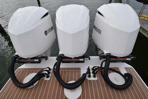 Shore Runner 34ft Regulator Yacht For Sale