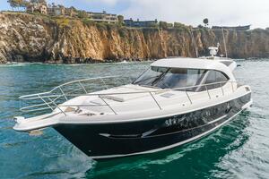 No Contingencies 44ft Riviera Yacht For Sale No Contingencies 44ft Riviera Yacht For Sale