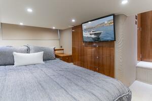 No Contingencies 44ft Riviera Yacht For Sale No Contingencies 44ft Riviera Yacht For Sale