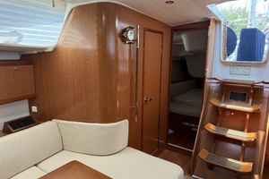 Star Chaser 43ft Beneteau Yacht For Sale