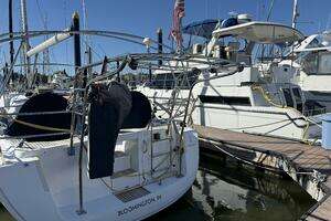 2008 Beneteau Oceanis 43 thumbnail 24