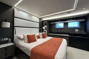 129FT (39.6M) EXTRA YACHTS