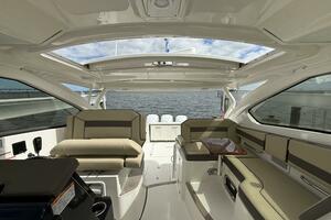 36FT (10.97M) PURSUIT