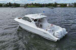  2019 Pursuit  Yacht For Sale in Stuart FL
