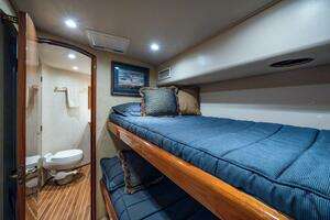 2006 Viking 52 Convertible thumbnail 15