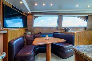 2006 Viking 52 Convertible thumbnail 6