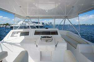 2006 Viking 52 Convertible thumbnail 19