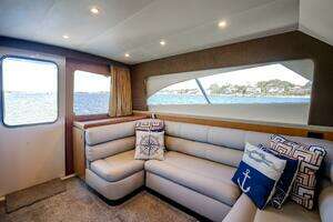 2007 Luhrs 36 Convertible thumbnail 9