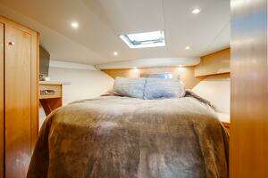 2007 Luhrs 36 Convertible thumbnail 14