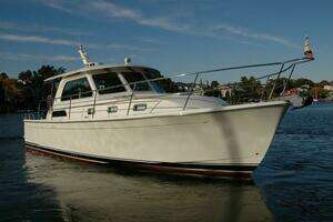 2019 Sabre 38 Salon Express thumbnail 1