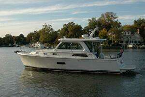 2019 Sabre 38 Salon Express thumbnail 10