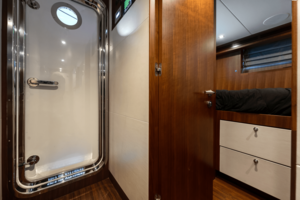 100FT (30.48M) OCEAN ALEXANDER