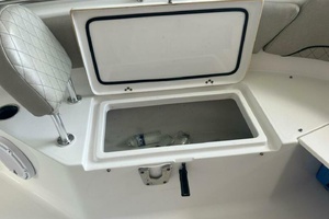 23ft Sportsman Yacht For Sale