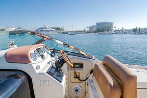 Dream Chaser 36ft Chris Craft Yacht For Sale