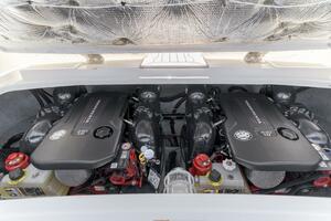 Dream Chaser 36ft Chris Craft Yacht For Sale